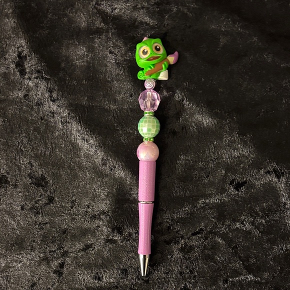 Handmade Other - Handmade Disney Doorable Pascal Pen